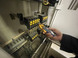 絶縁抵抗測定 メガー 漏電チェック 電気設備点検