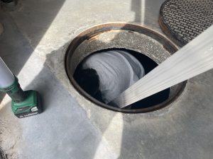 各務原市 地下水槽 ボールタップ交換