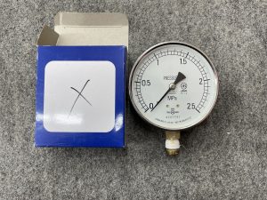 大垣市 天井裏スプリンクラー 故障した圧力計 取り外し状況