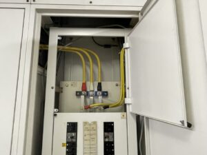 協約形漏電遮断器の取付作業状況（名古屋市介護施設）
