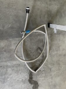 天井内でのスプリンクラー設備改修工事
