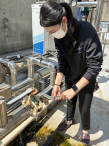 株式会社大井ぐるーぷによる施設給湯配管の漏水調査作業