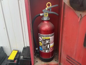 豊田市の車屋で更新した業務用消火器