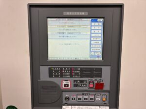 一宮市の建物に設置されたR型火災受信機