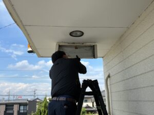 名古屋市中区栄の建物で老朽化した誘導灯をLED化した更新工事