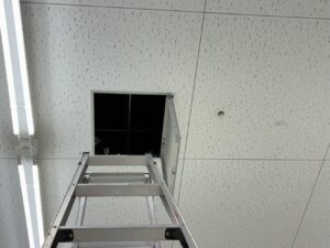 名古屋市の店舗リニューアルに伴うスプリンクラー設備改修工事の現場